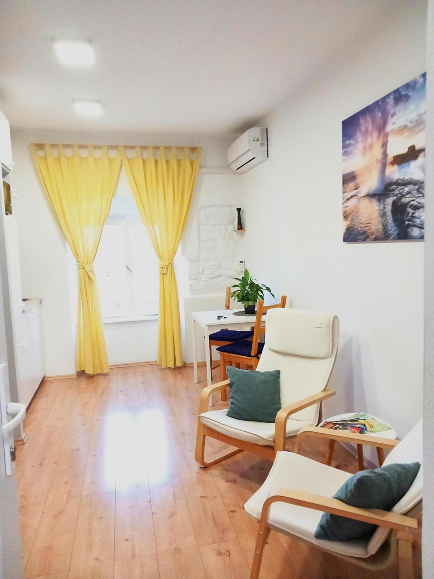 Studio Apartman "Nicole" Pula Exterior photo